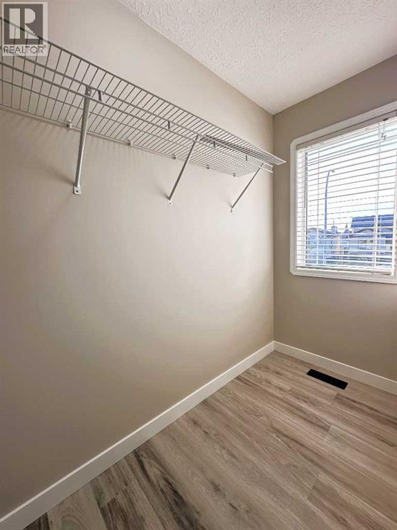 9005 94a Avenue — photo 33