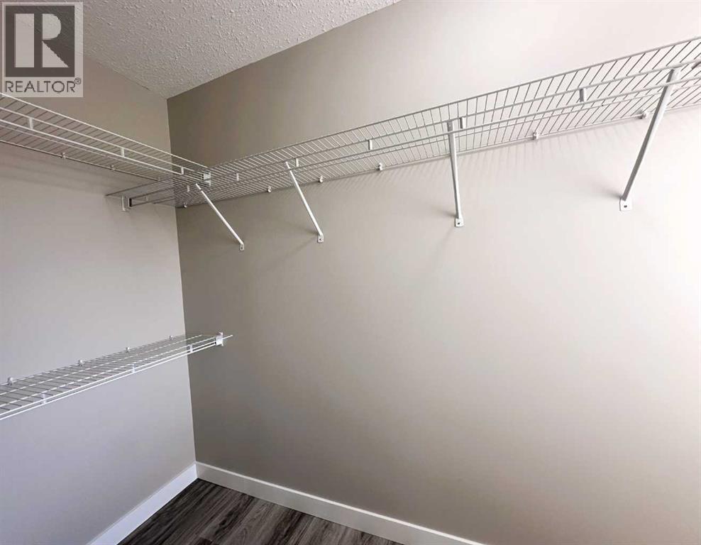 9005 94a Avenue — photo 32