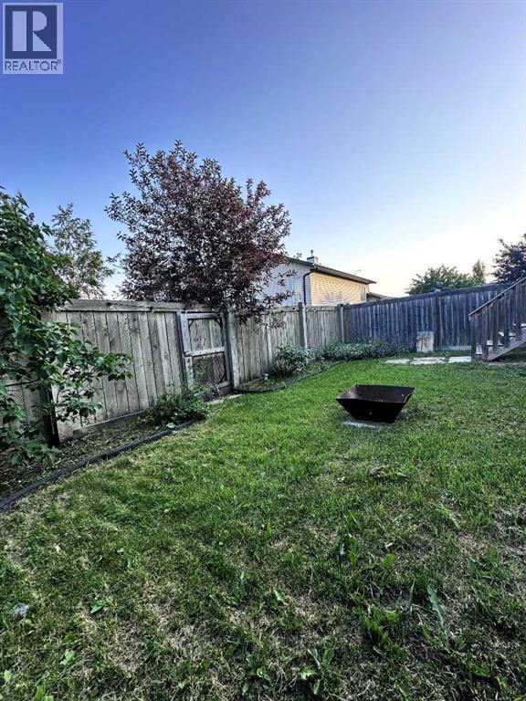 9005 94a Avenue — photo 45