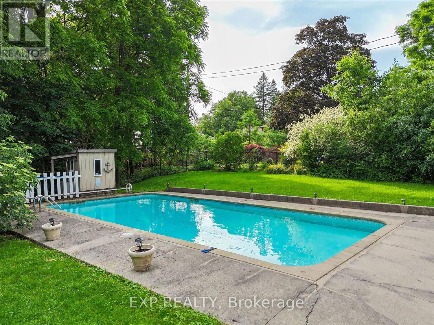 14 THE BIRCHES STREET - Image 35