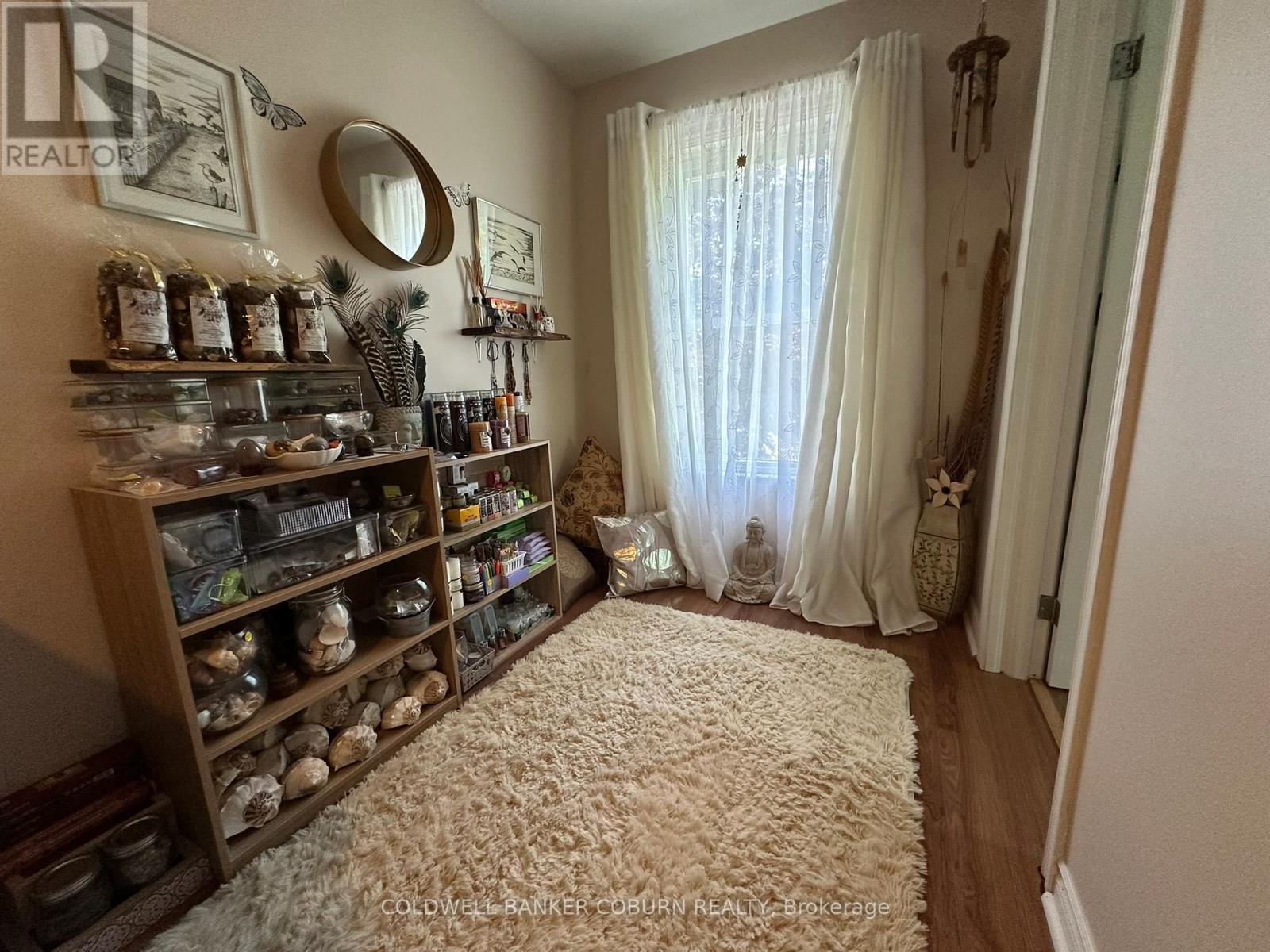 36 BROUSE DRIVE E - 22