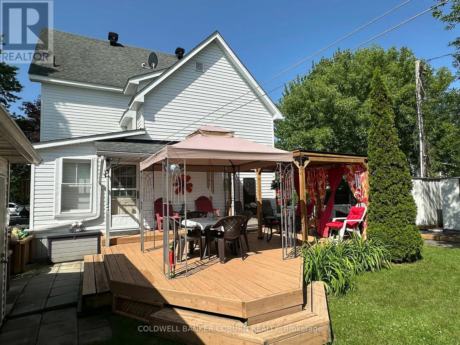 36 BROUSE DRIVE E - 32