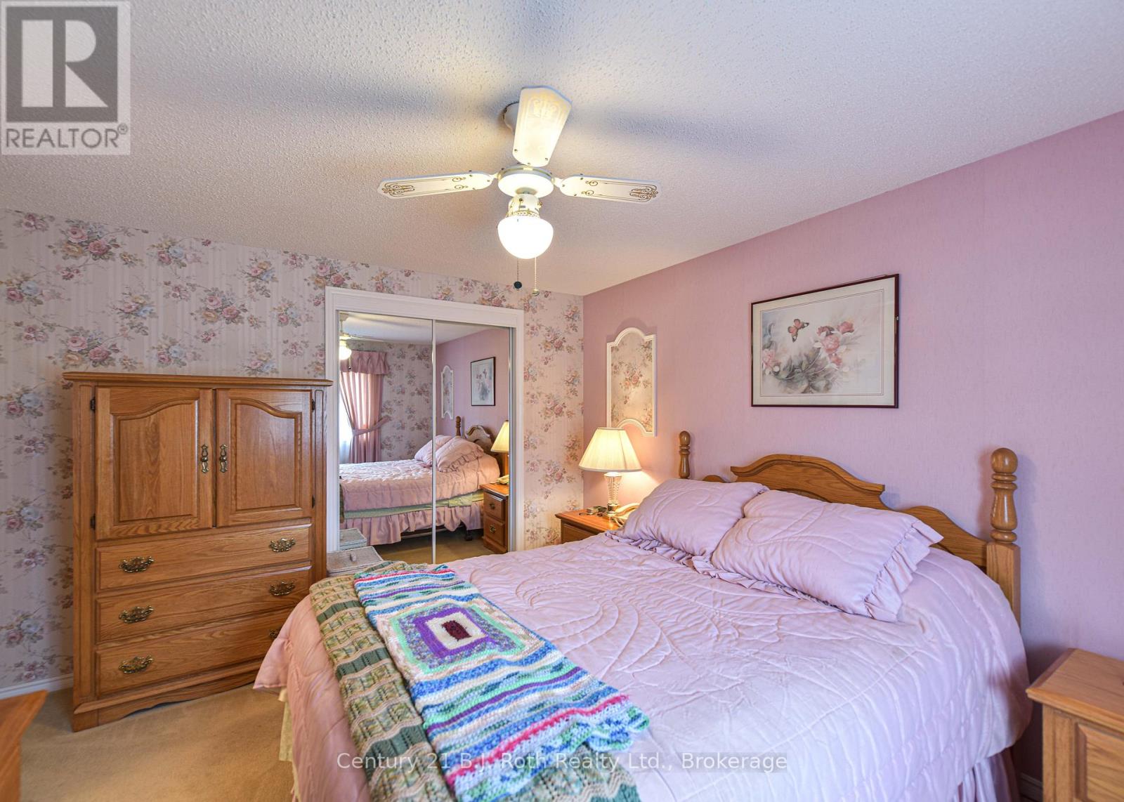 56 TECUMSETH PINES DRIVE - 19