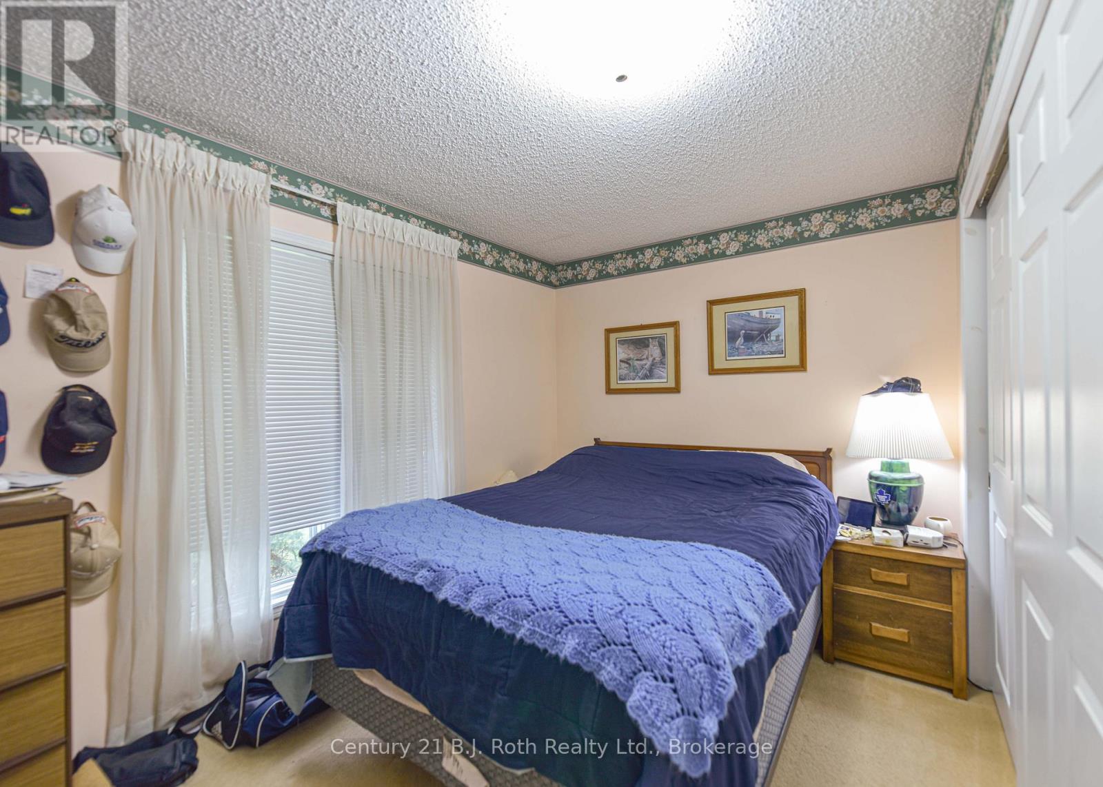 56 TECUMSETH PINES DRIVE - 20