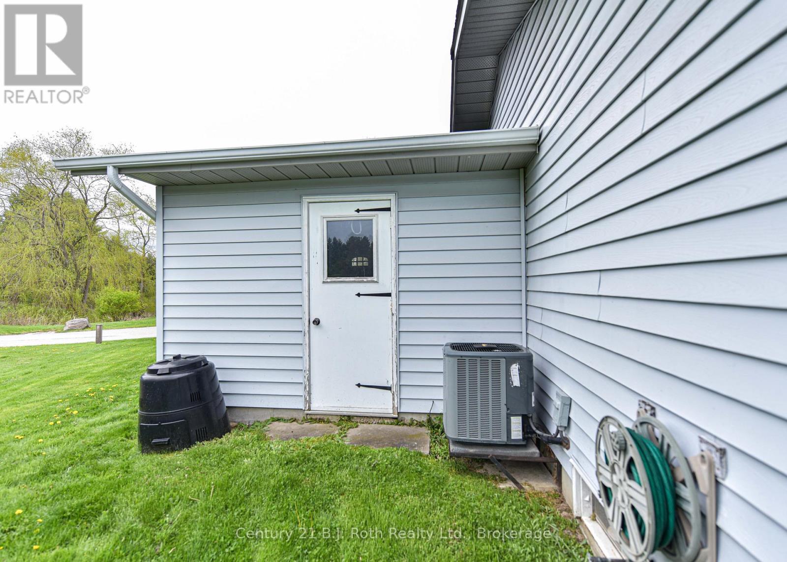 56 TECUMSETH PINES DRIVE - 8