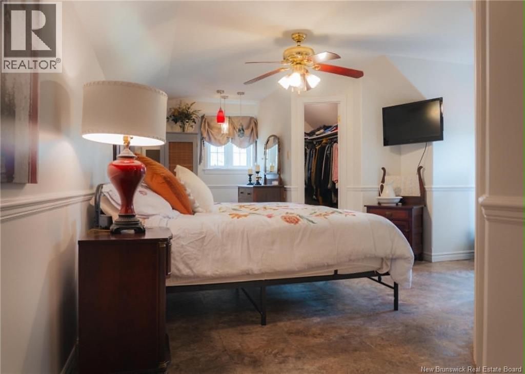 3813 Rue Luce - 23