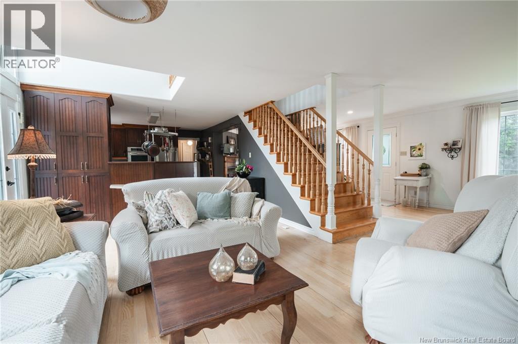 3813 Rue Luce - 18