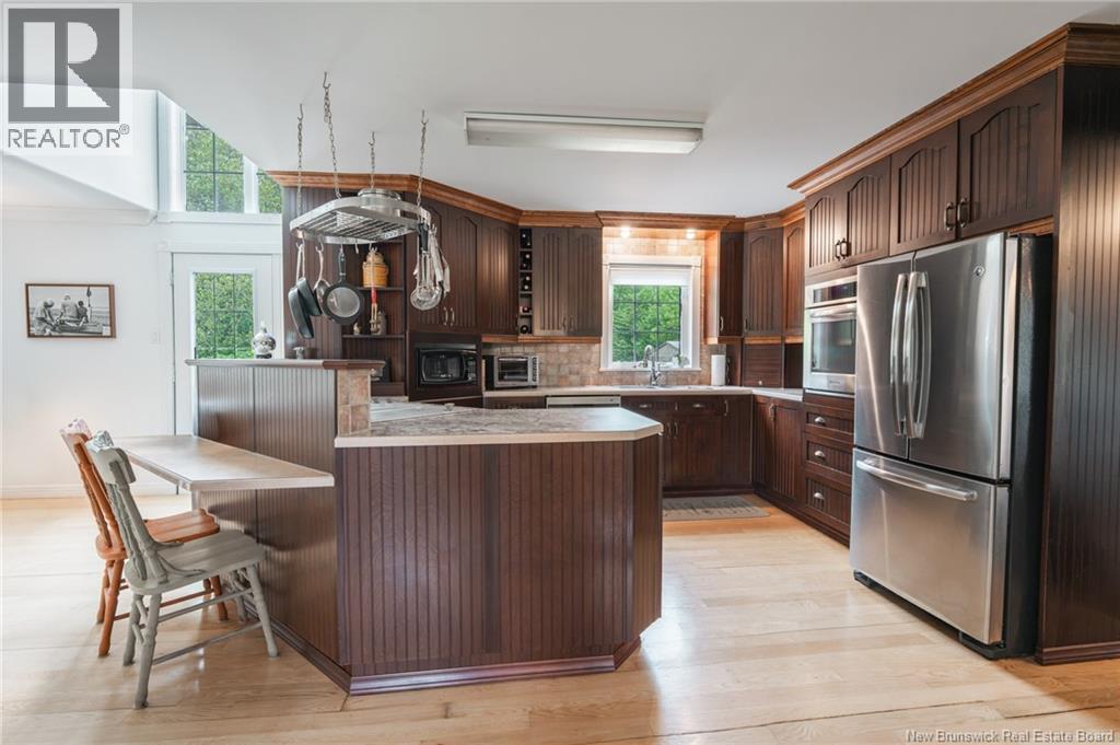 3813 Rue Luce - 14