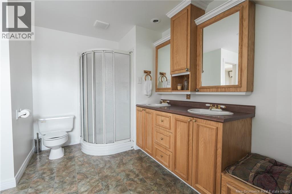 3813 Rue Luce - 26