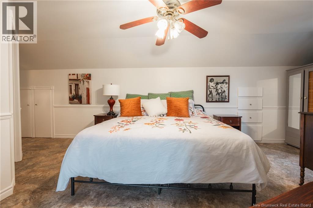 3813 Rue Luce - 22
