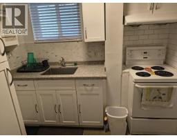 332 Avalon Drive, Port Moody, BC V3H2X8 Photo 8