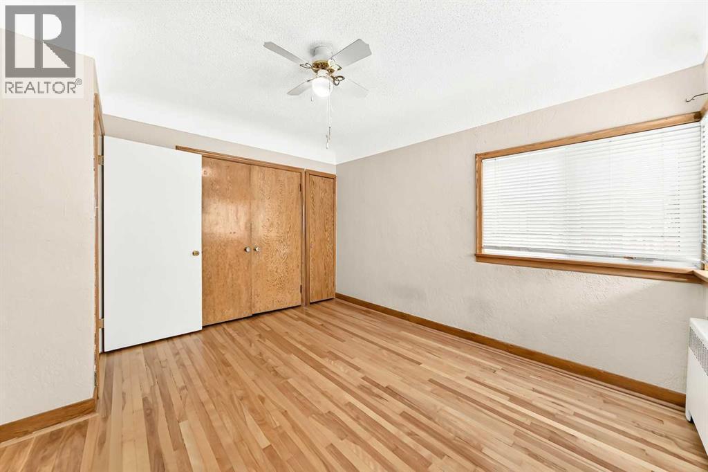 1712 28 Street SW - 17