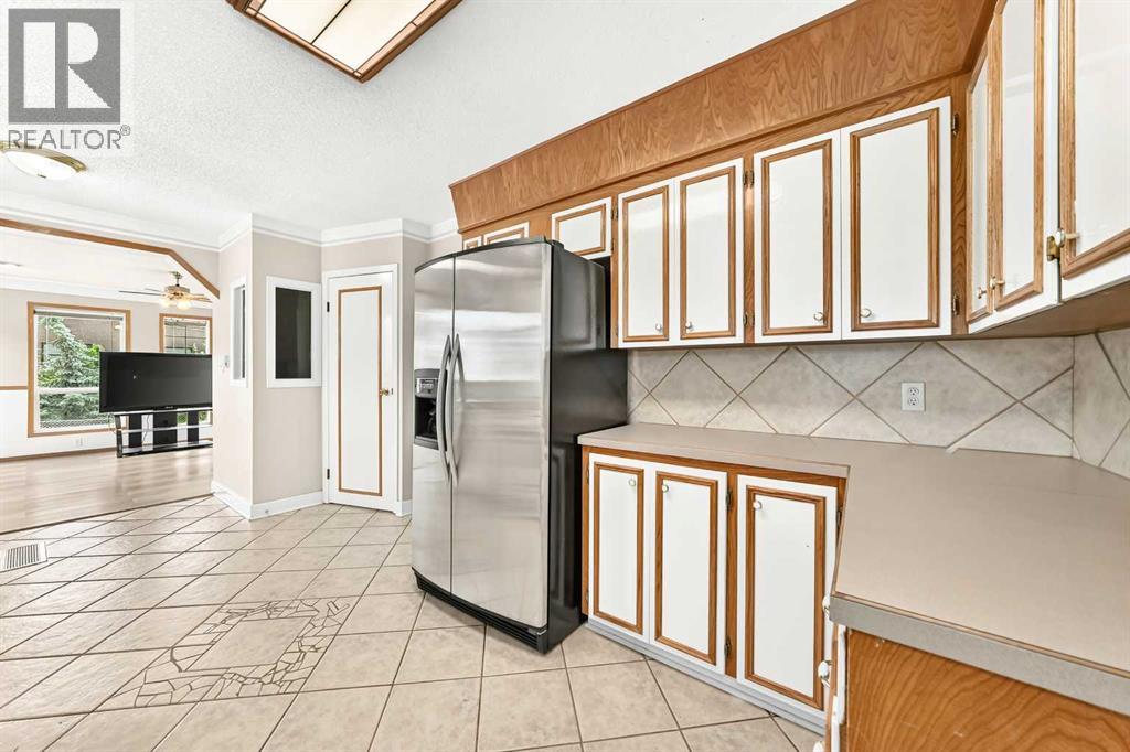 1712 28 Street SW - 10