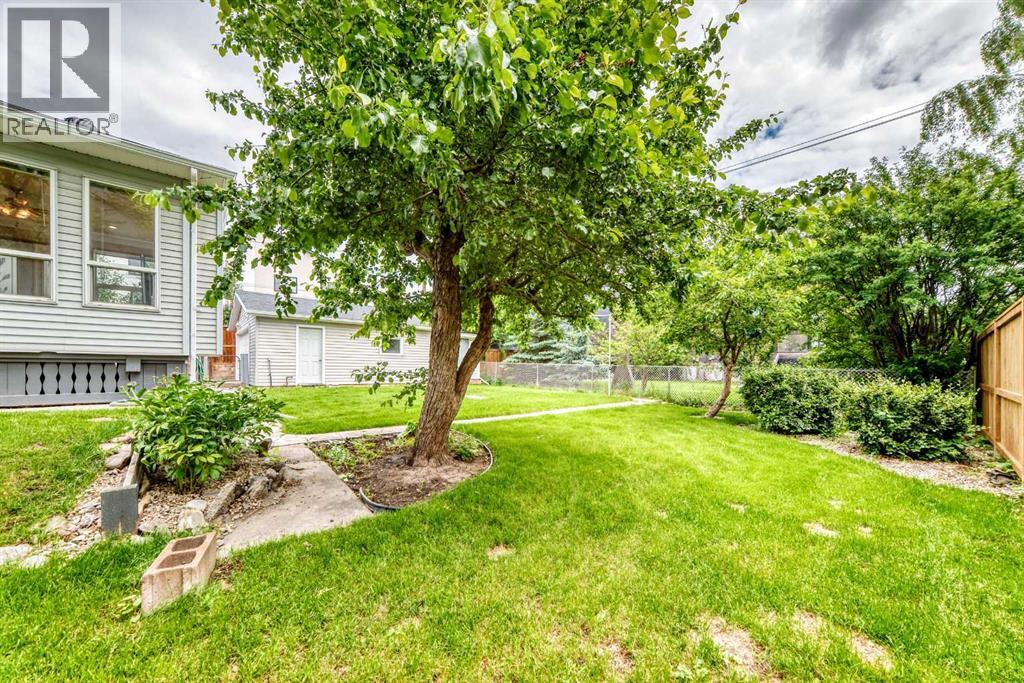 1712 28 Street SW - 39