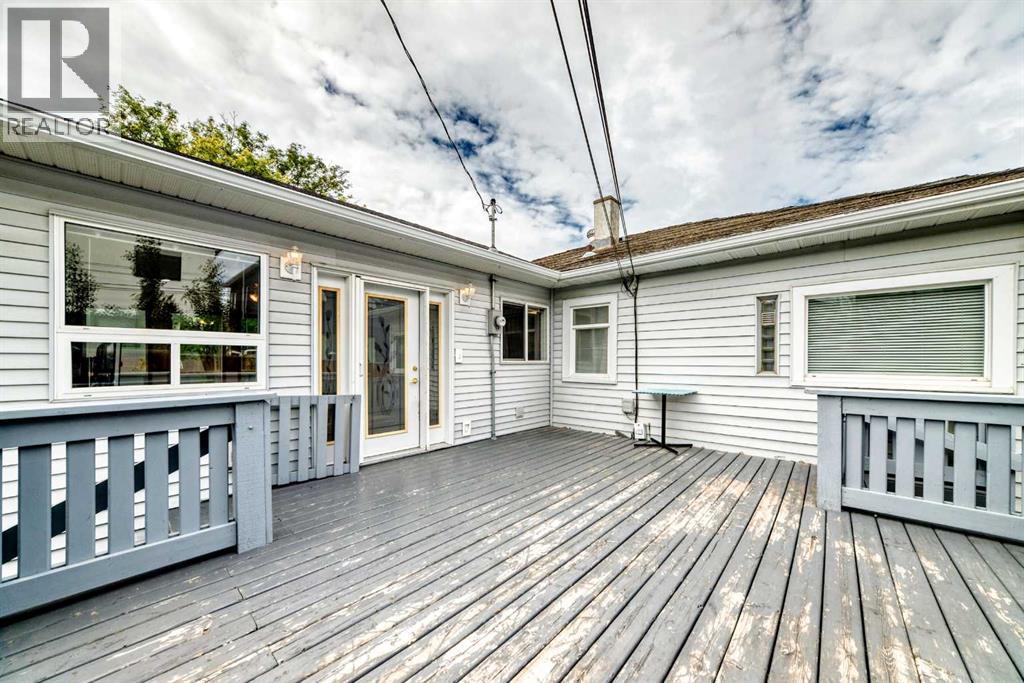 1712 28 Street SW - 32