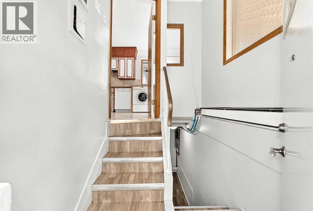 1712 28 Street SW - 30