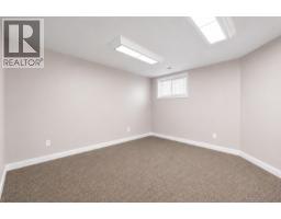 996 Arlington Court, Kamloops, BC V2B8T4 Photo 40