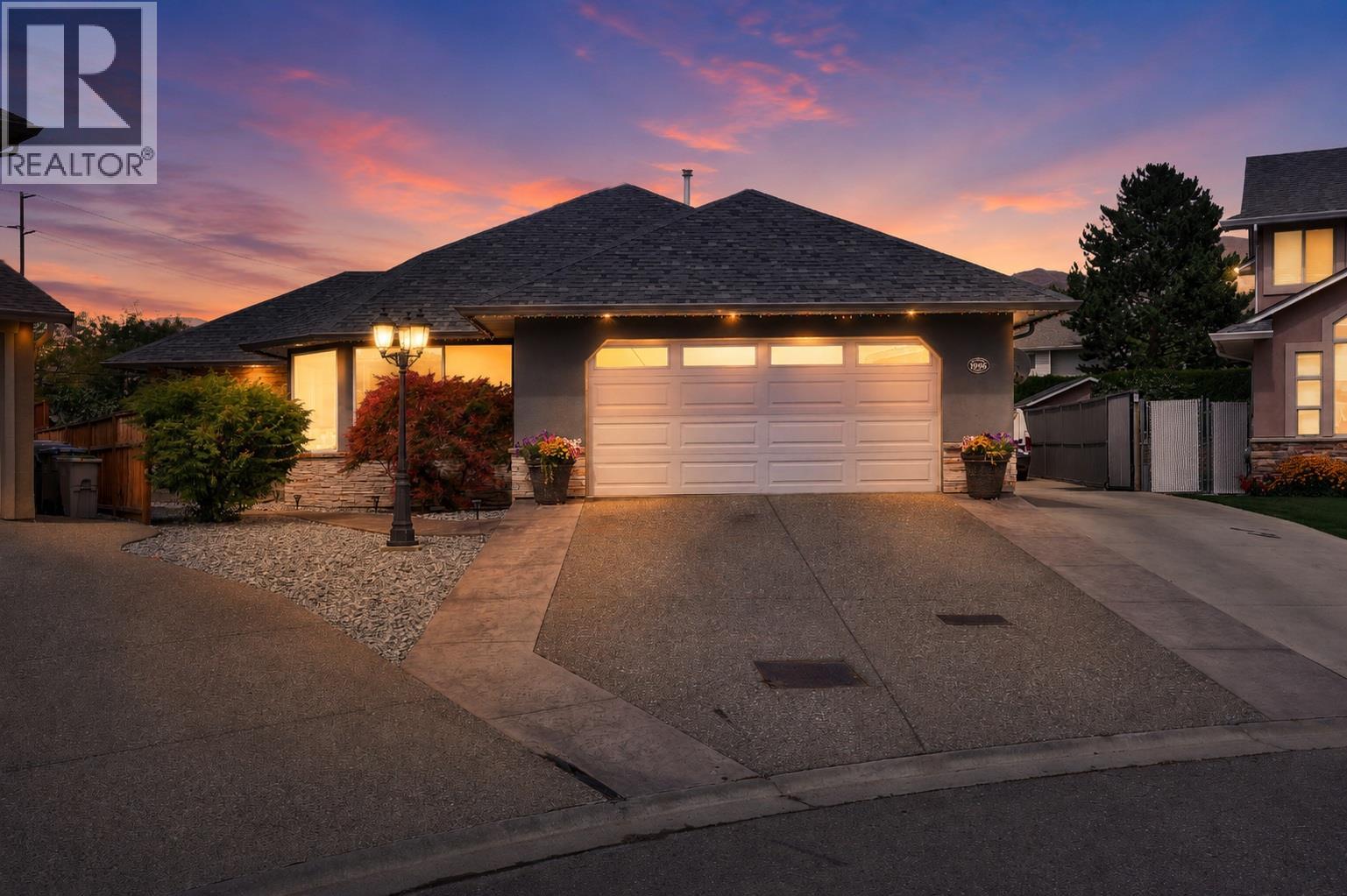 996 Arlington Court - 1