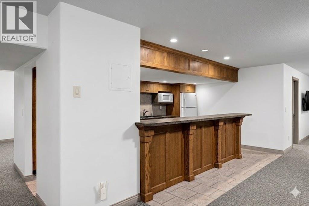 996 Arlington Court - 34