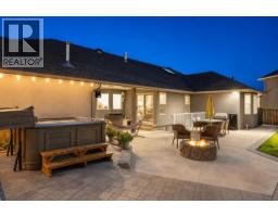 996 Arlington Court, Kamloops, BC V2B8T4 Photo 28