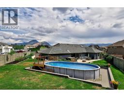 996 Arlington Court, Kamloops, BC V2B8T4 Photo 31