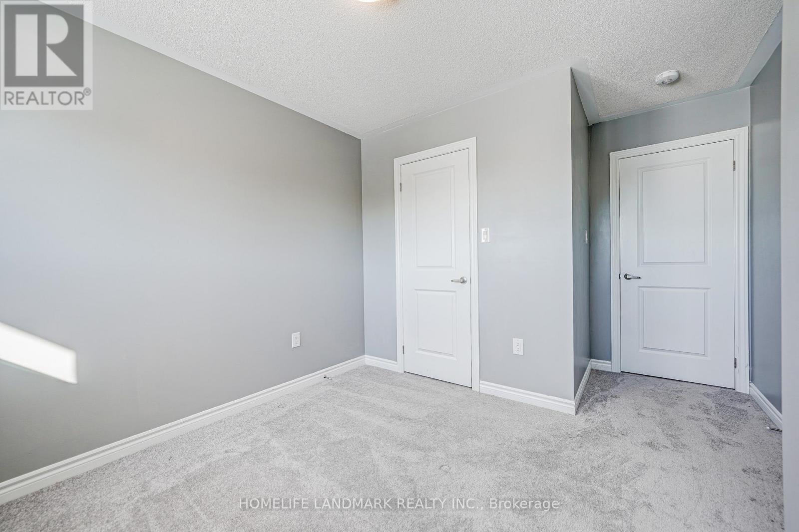 106 BARKERVILLE DRIVE - 21