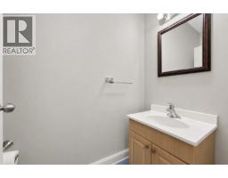 996 Arlington Court, Kamloops, BC V2B8T4 Photo 47