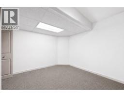 996 Arlington Court, Kamloops, BC V2B8T4 Photo 48