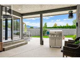 996 Arlington Court, Kamloops, BC V2B8T4 Photo 23