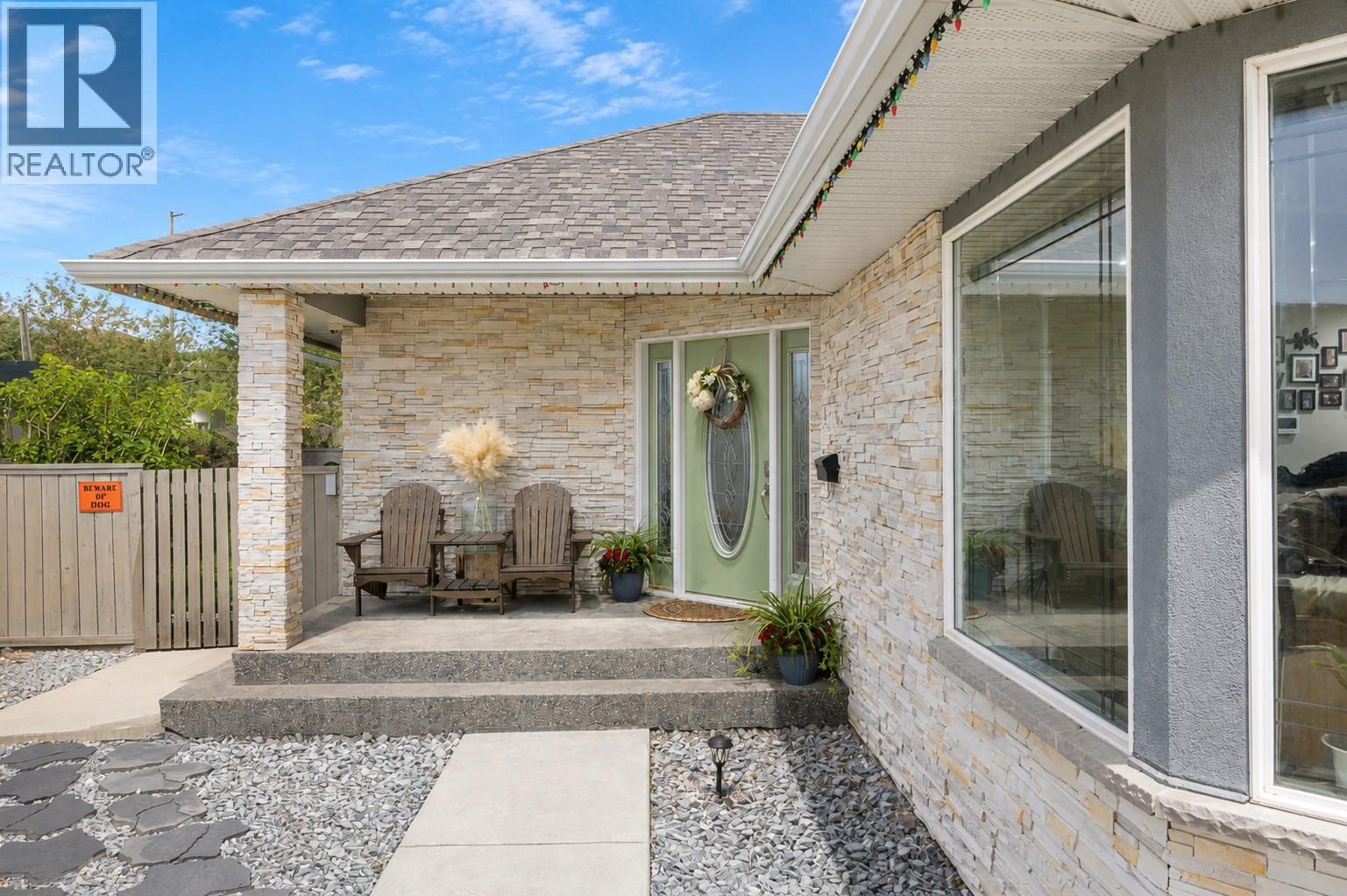 996 Arlington Court - 4