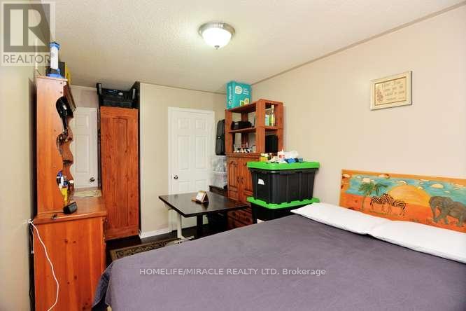 7 CUTTERS CRESCENT - 29