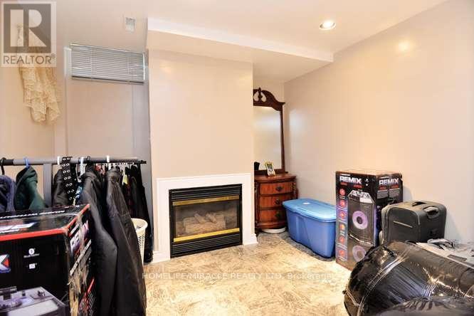 7 CUTTERS CRESCENT - 38