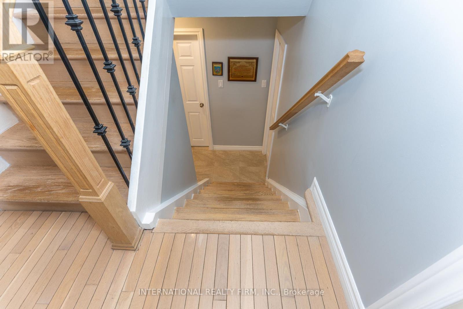2528 TRUSCOTT DRIVE - 14