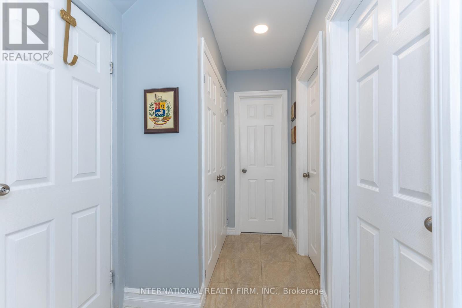 2528 TRUSCOTT DRIVE - 15