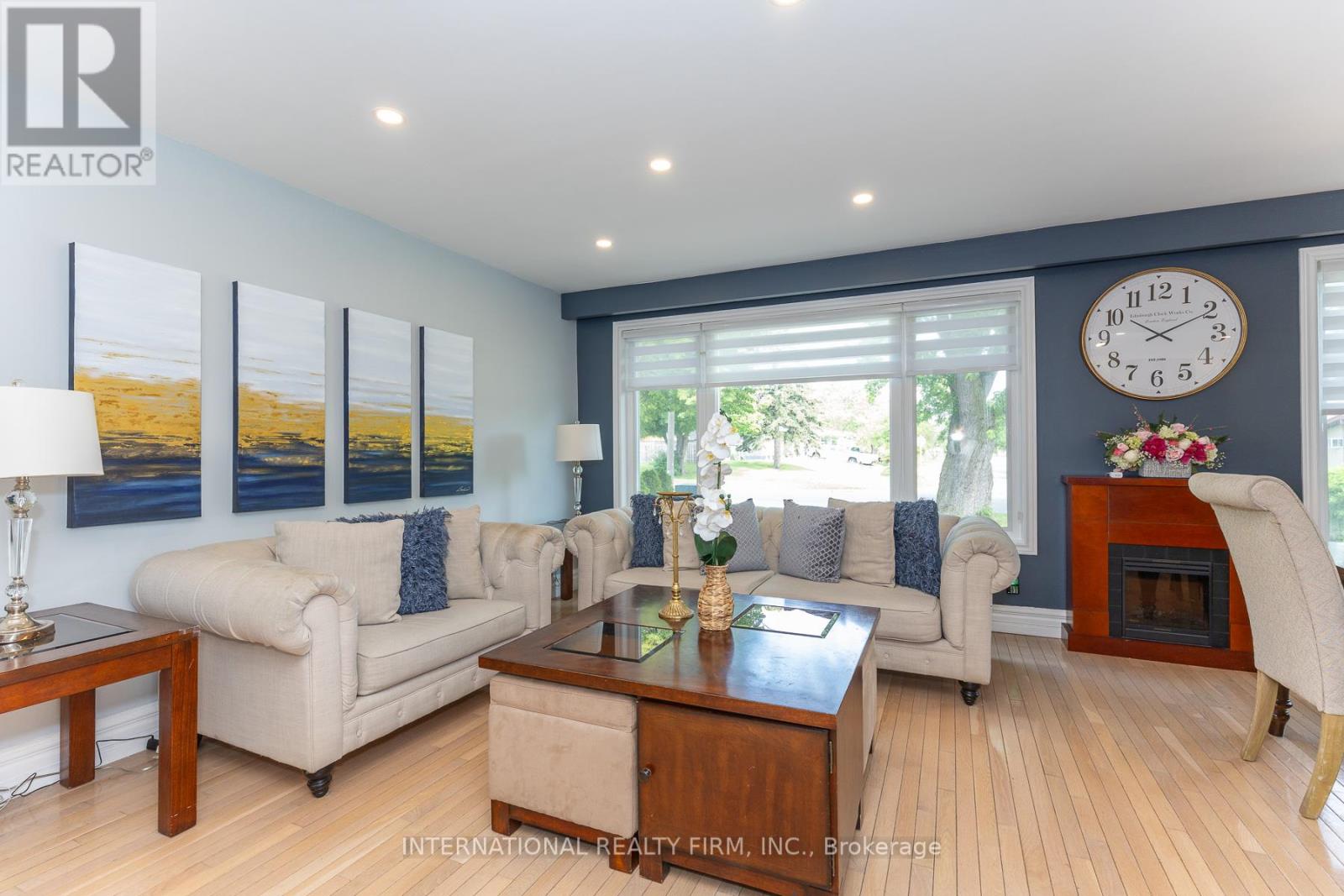 2528 TRUSCOTT DRIVE - 6