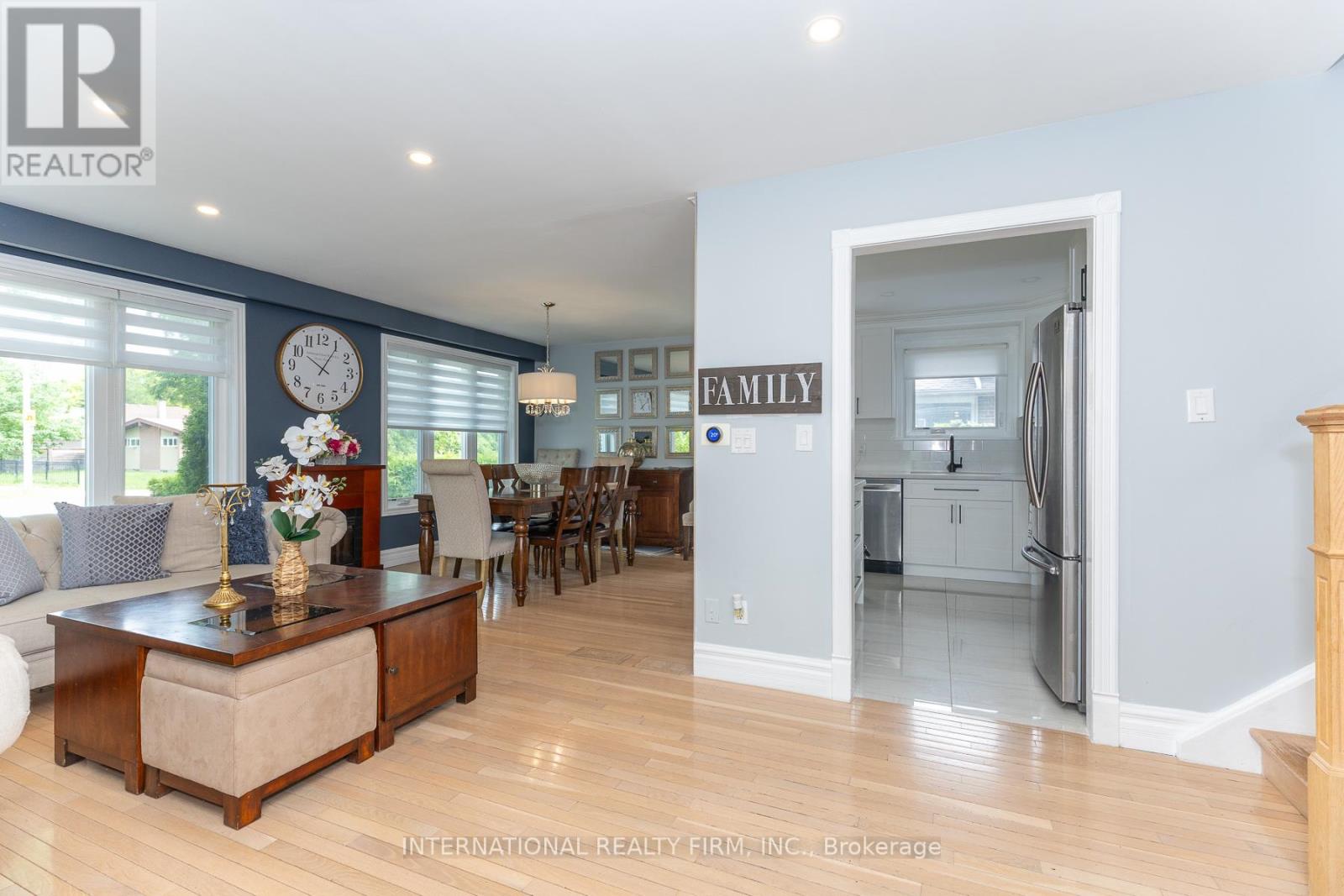 2528 TRUSCOTT DRIVE - 7