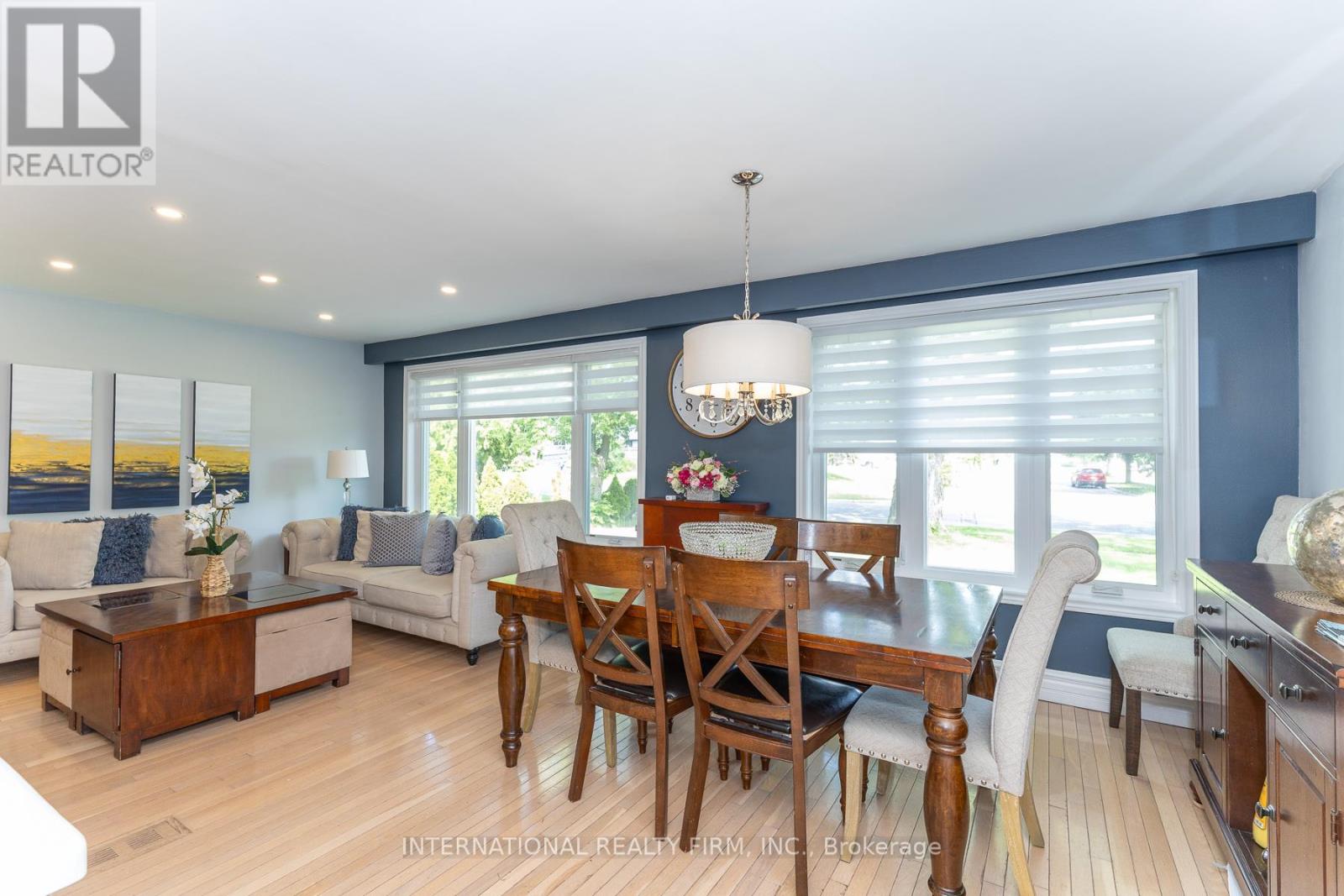 2528 TRUSCOTT DRIVE - 8