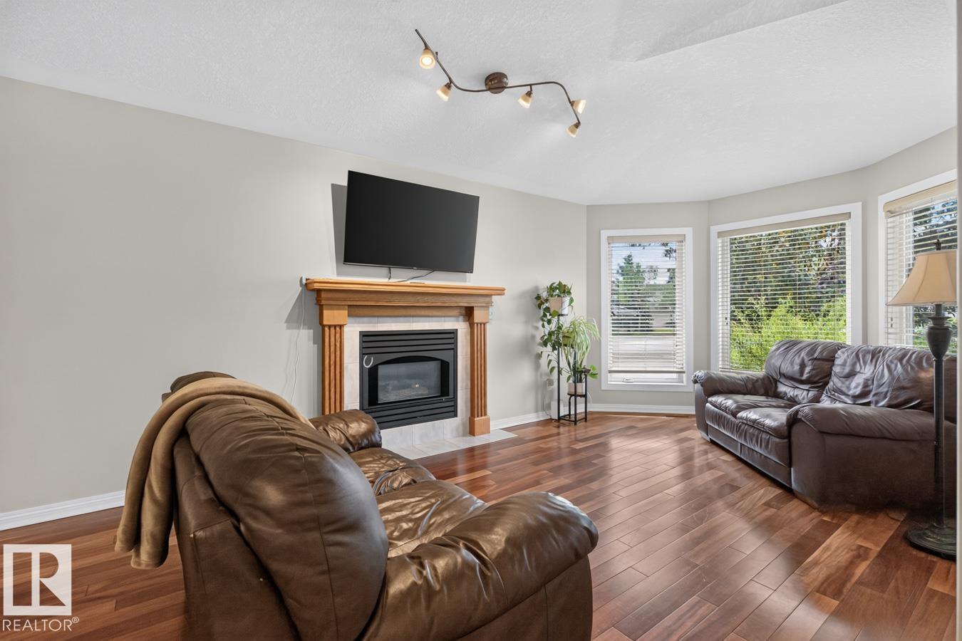 448 ORMSBY RD W NW - 6