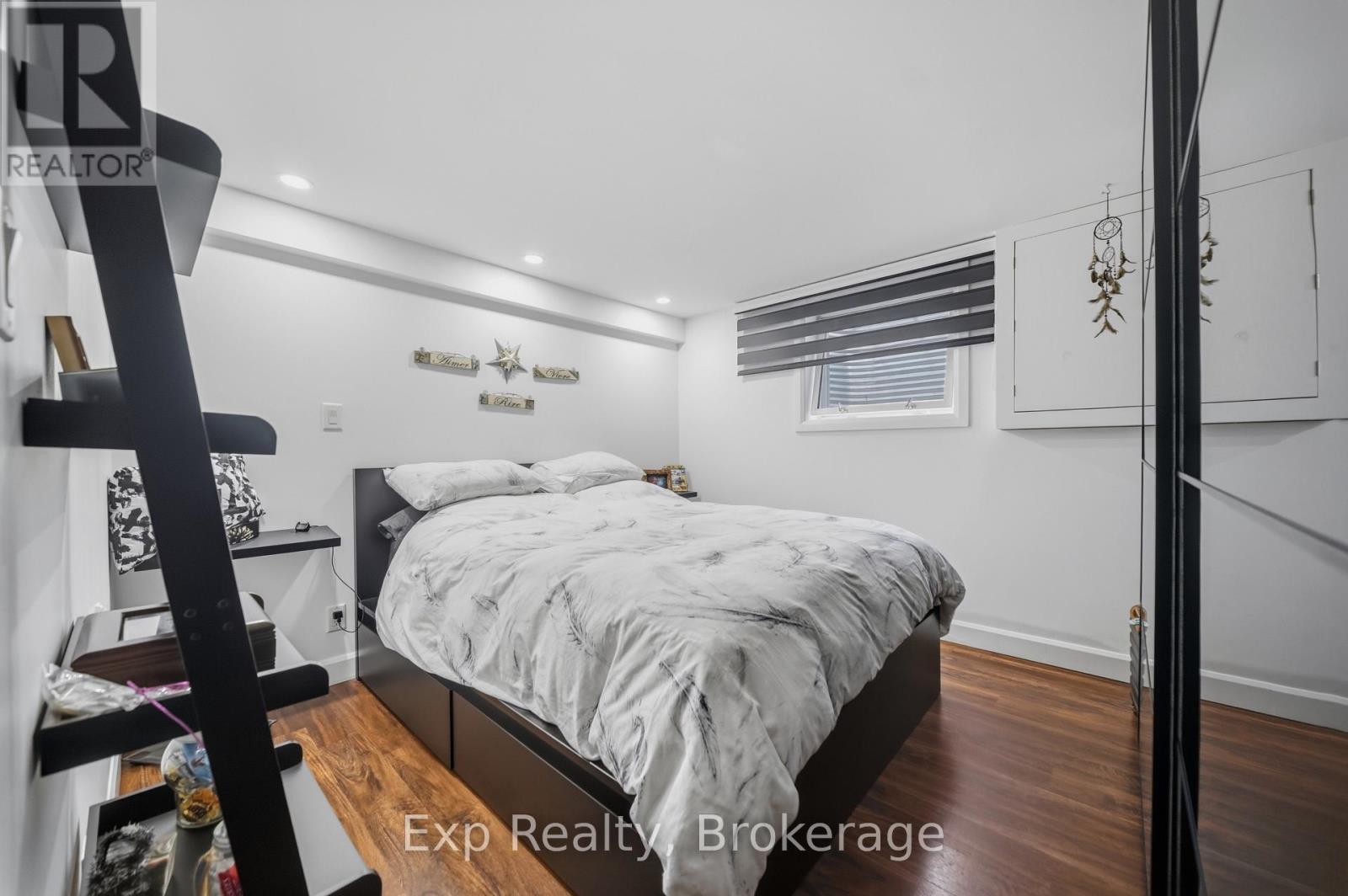 70 TRIPP BOULEVARD - Image 29