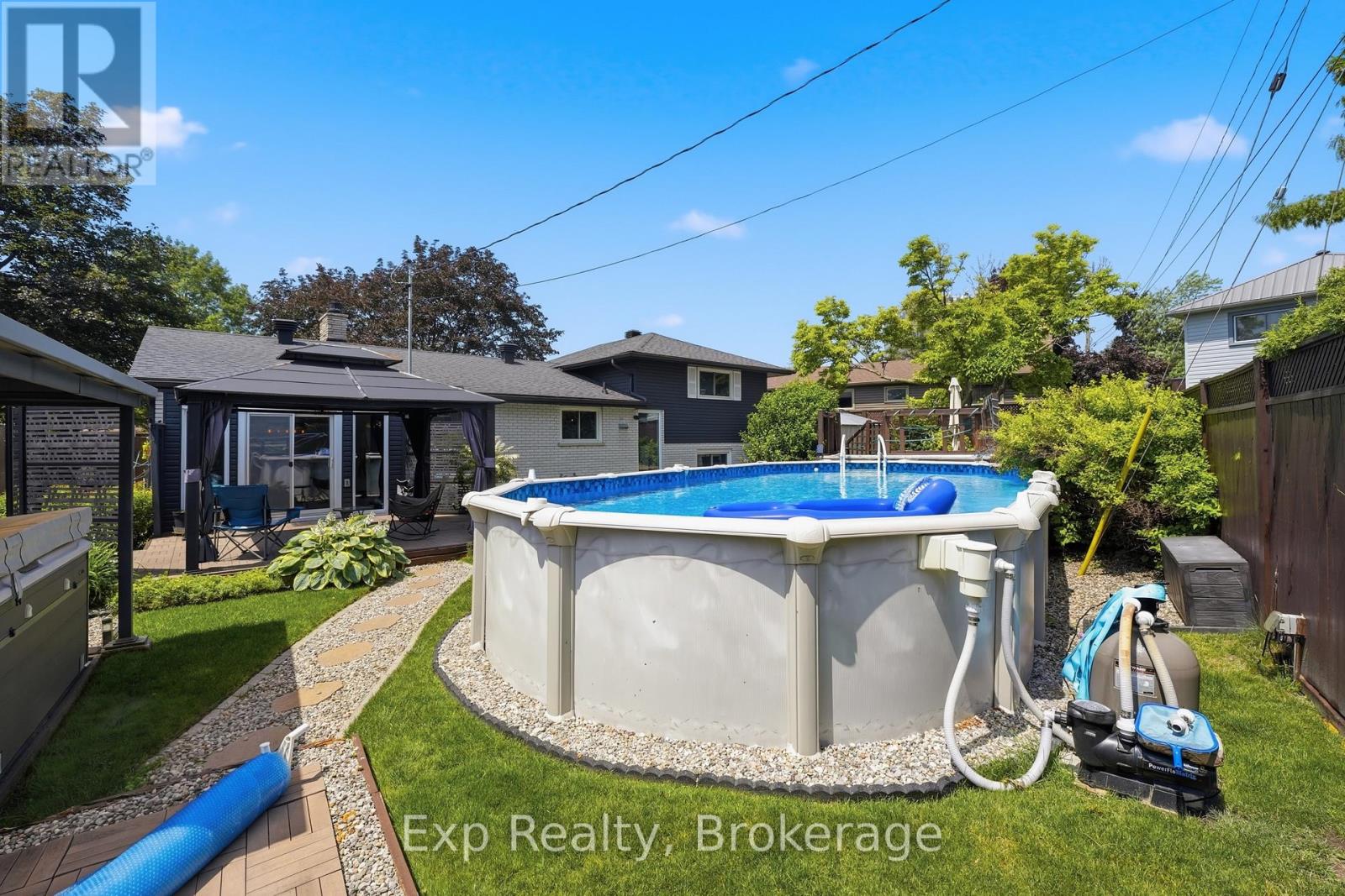70 TRIPP BOULEVARD - Image 35
