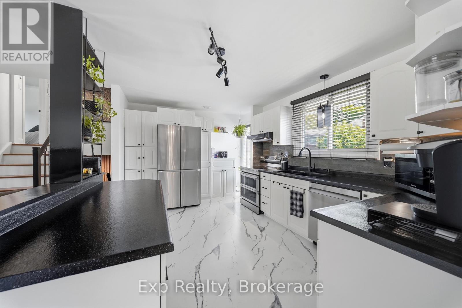 70 TRIPP BOULEVARD - Image 7
