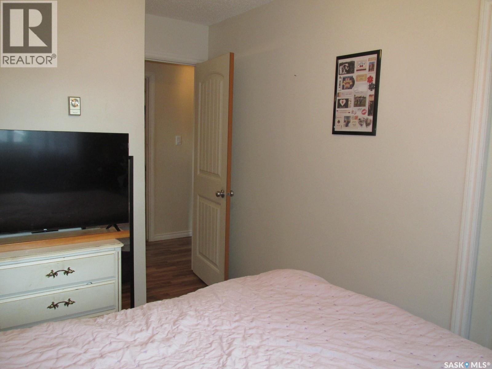904 Centre STREET - 25