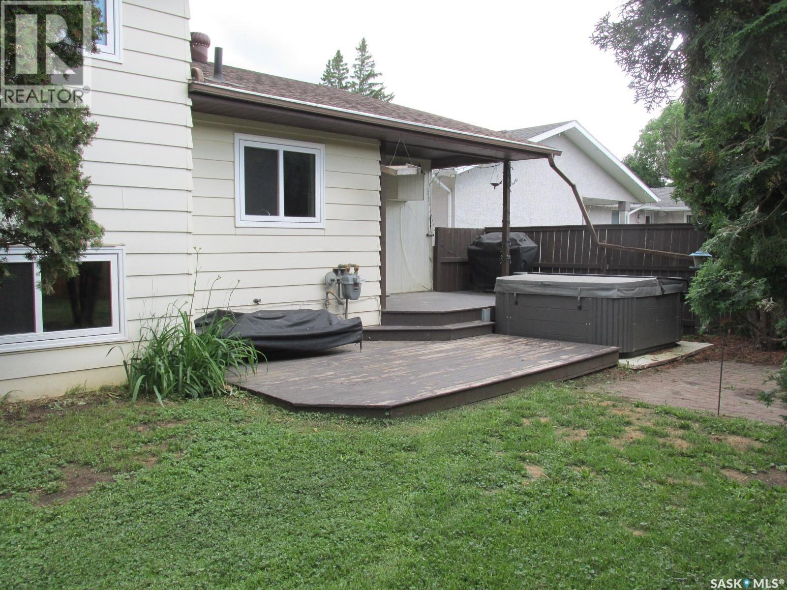 904 Centre STREET - 48