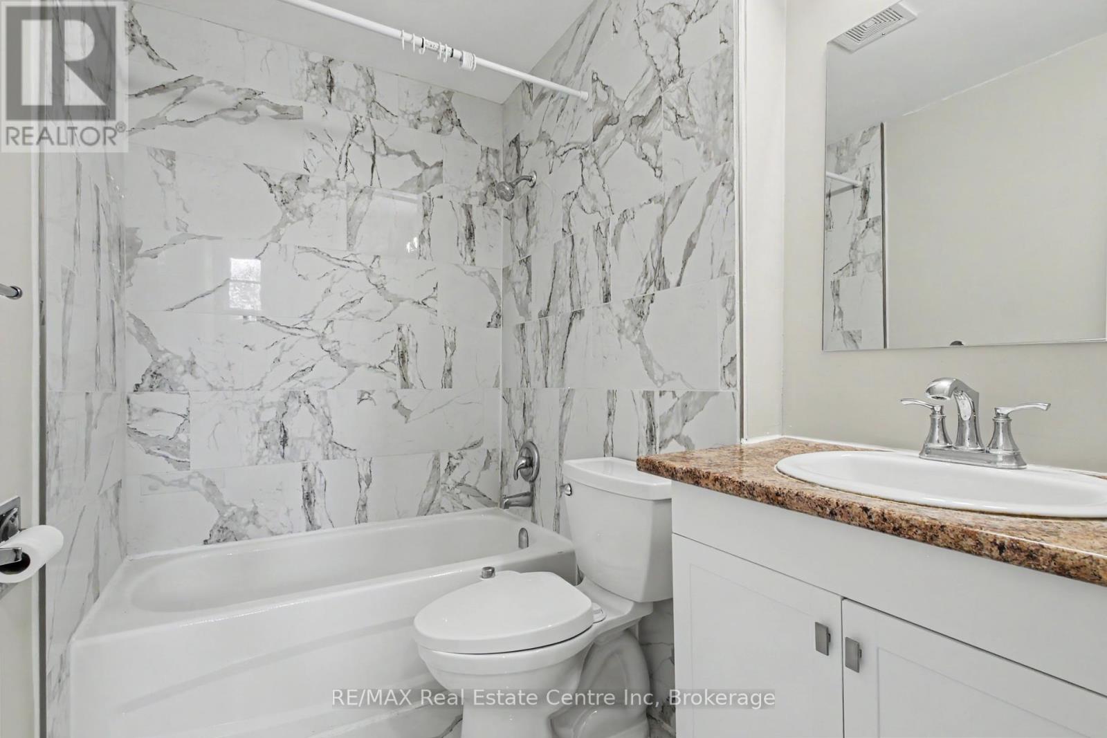 #49 371 BRONTE STREET S - 19