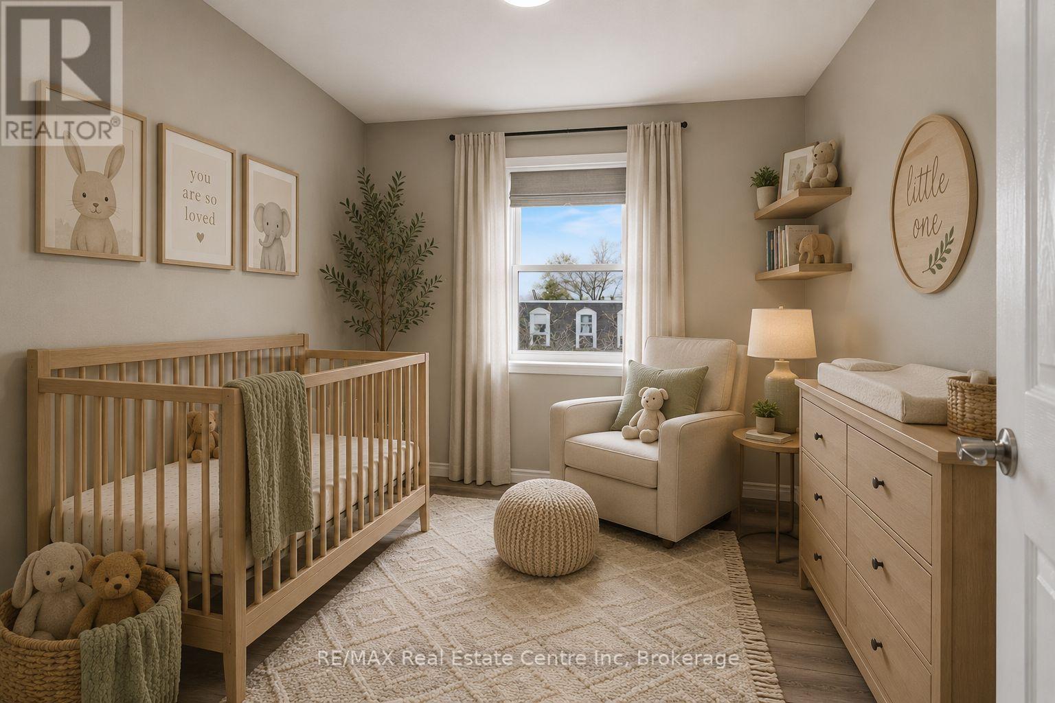 #49 371 BRONTE STREET S - 26