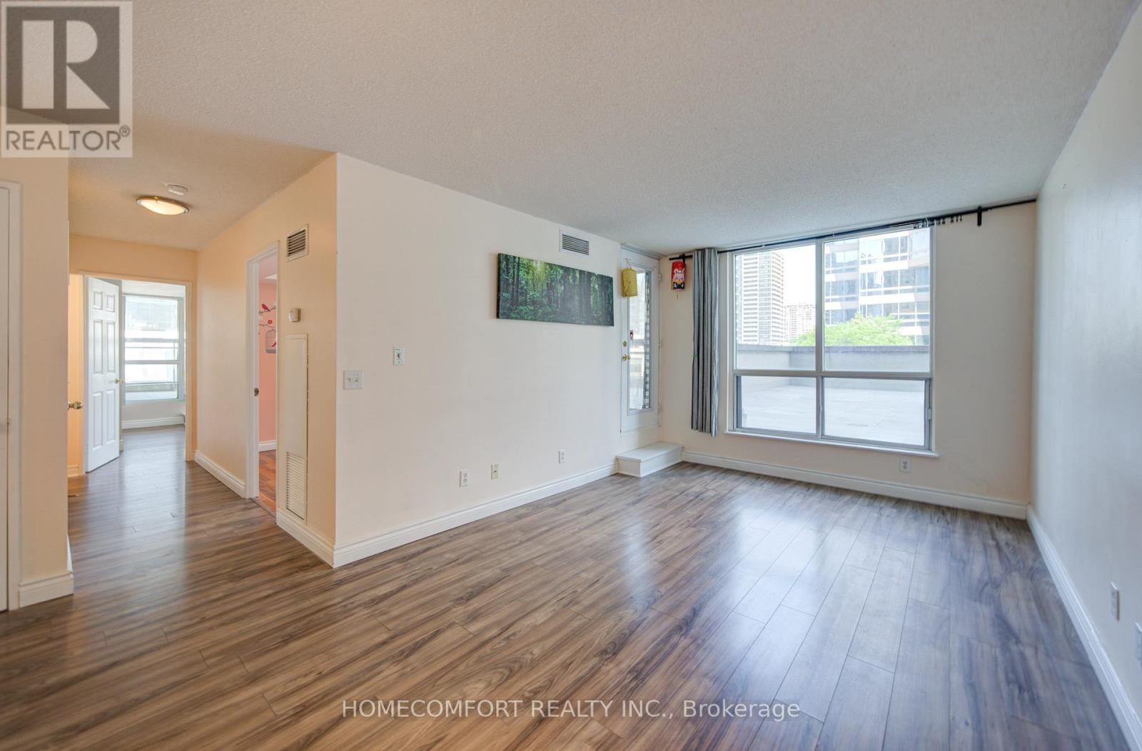 #312 18 PARKVIEW AVENUE - 14