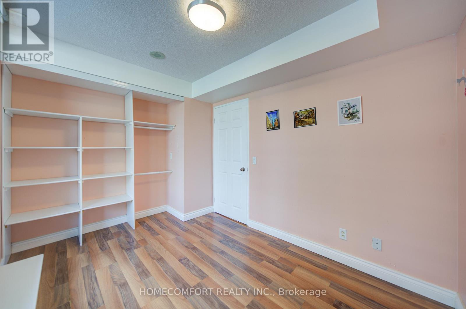 #312 18 PARKVIEW AVENUE - 17