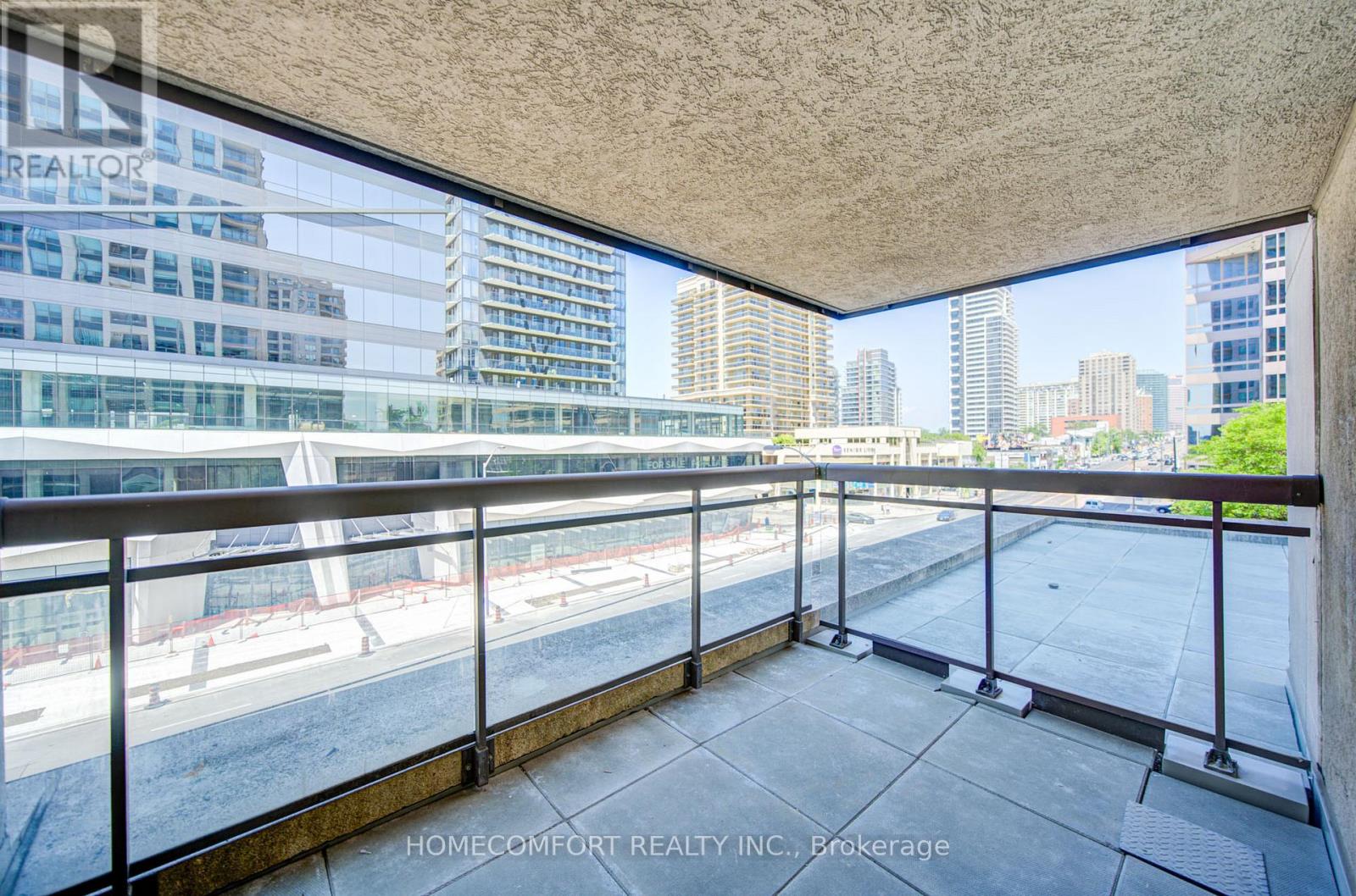 #312 18 PARKVIEW AVENUE - 24