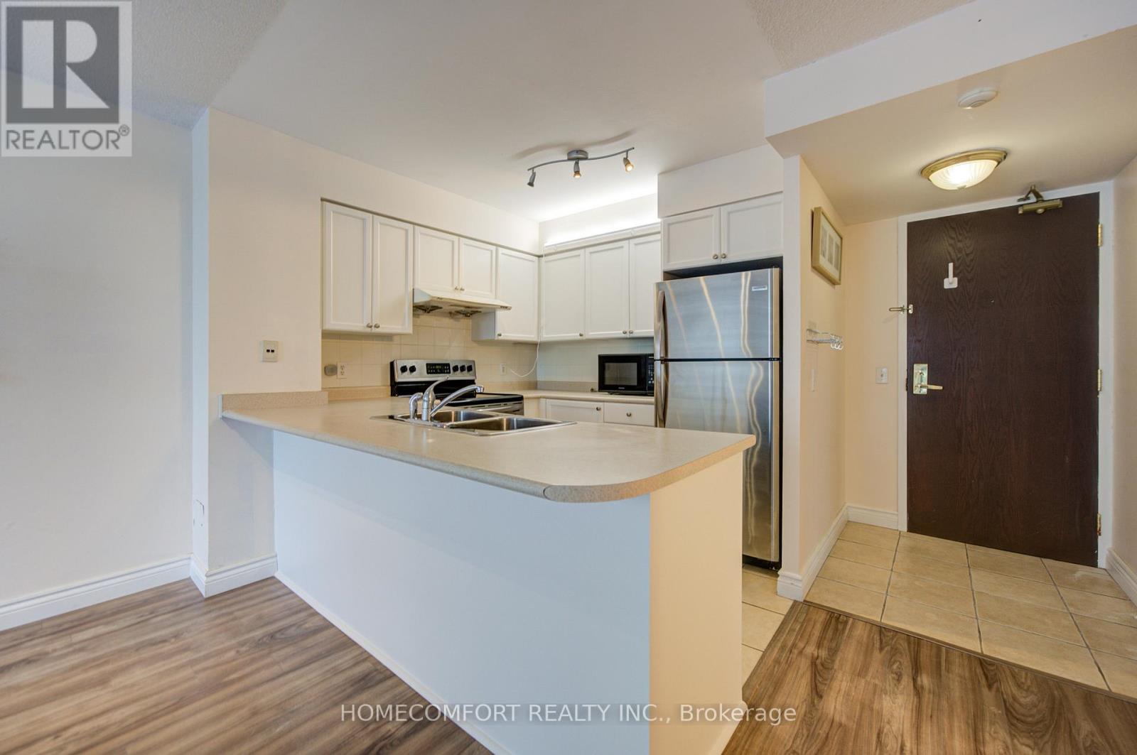 #312 18 PARKVIEW AVENUE - 8