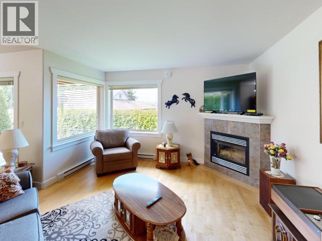 #B 6916 ABBOTSFORD STREET - 13